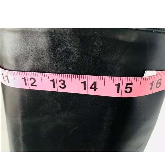 BRAND NEW MANOLO BLAHNIK BLACK BOOTS, SIZE 41.5 - Picture 5 of 8